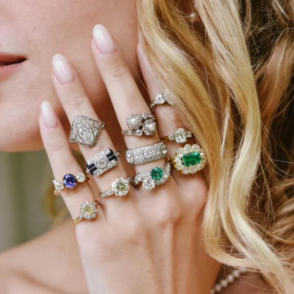 Antique Engagement Rings: Why Vintage Styles Continue to Captivate Buyers