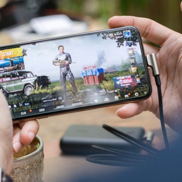 The Growth of Online Gaming Through Mobile Technology