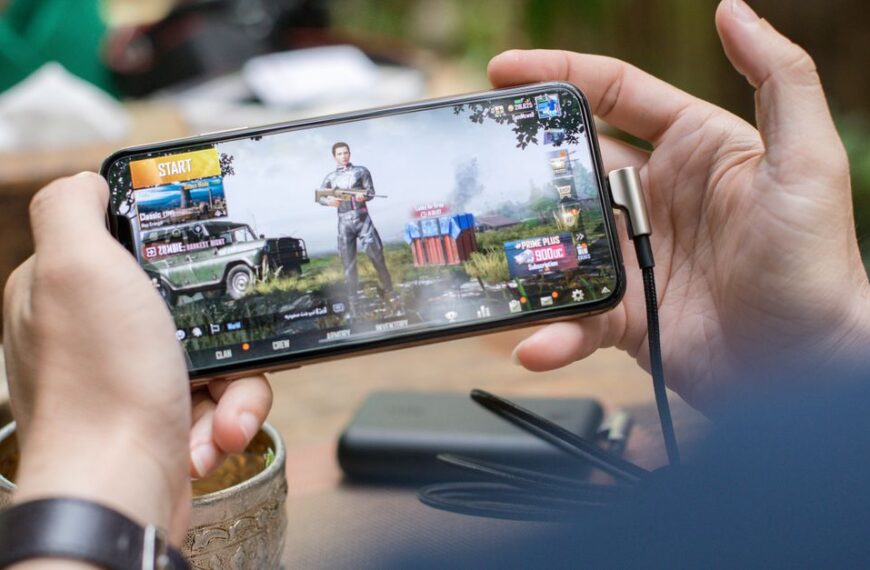 The Growth of Online Gaming Through Mobile Technology